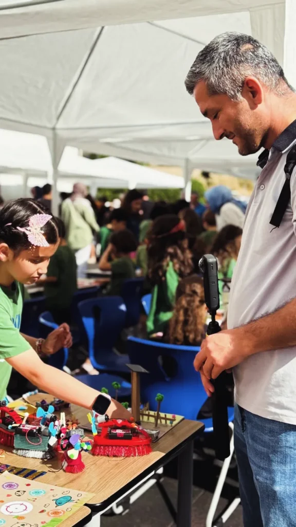 DOKUFEST'te veli ve öğrencilerin birlikte katıldığı etkinlik