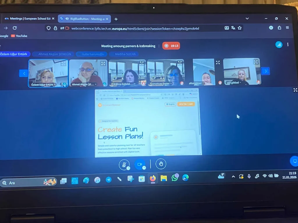 eTwinning projesi kapsamında uluslararası çevrimiçi öğretmen toplantısı